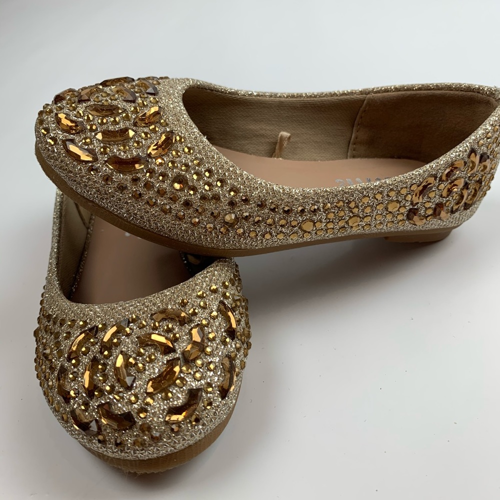 Dress shoes.